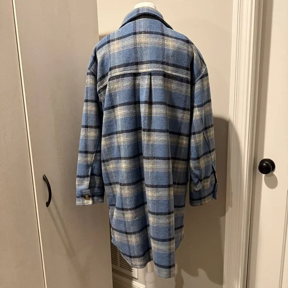 American Eagle Blue Plaid Women's Jacket - Picture 5 of 11